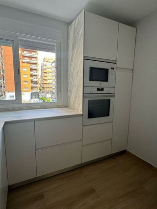 Piso en alquiler en Los Remedios en Sevilla