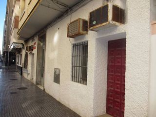 Local comercial en alquiler en Playa Stª Mª del Mar - Playa Victoria en Cádiz
