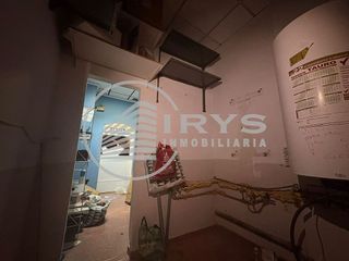 Local comercial en alquiler en Hospital - Parque sur en Albacete