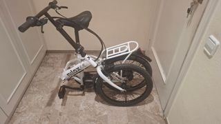 Bicicleta Eléctrica Blanca