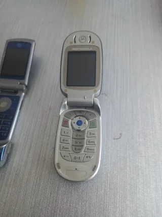 Motorola RAZR V3 Nero e Rosa