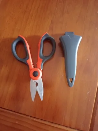 Tijeras electricista con Funda