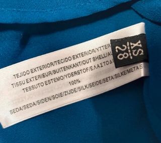 Top Massimo Dutti azul seda tirantes fluido