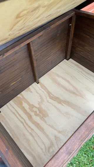 Caseta para perro de madera
