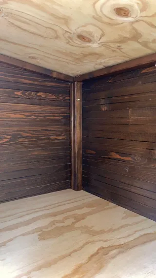 Caseta para perro de madera