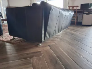 Sofá de 3 plazas en cuero negro