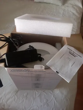 Deshumidificador YISSVIC DN-606 2 L.