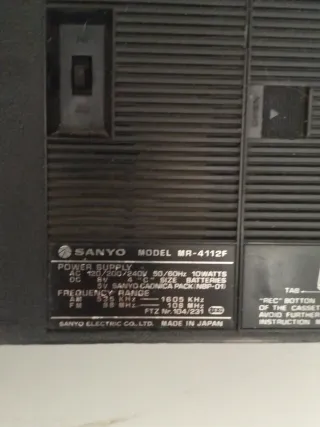 Radio Cassette Sanyo AM/FM Años 70