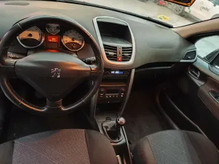 Peugeot 207 2007