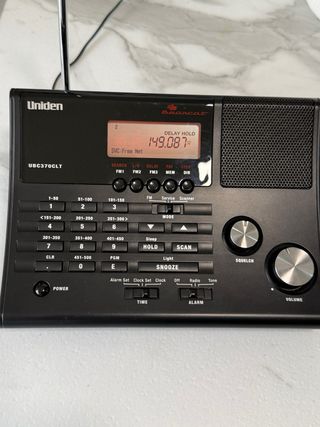 Uniden UBC370CLT Escáner 25-960 MHz