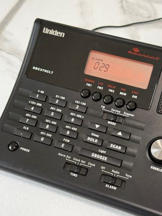 Uniden UBC370CLT Escáner 25-960 MHz