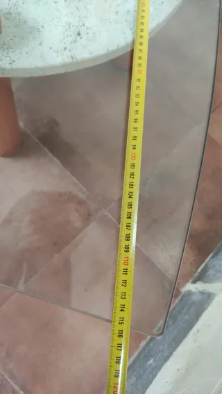 Mesa de centro de cristal y piedra