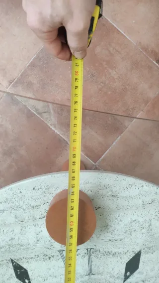 Mesa de centro de cristal y piedra