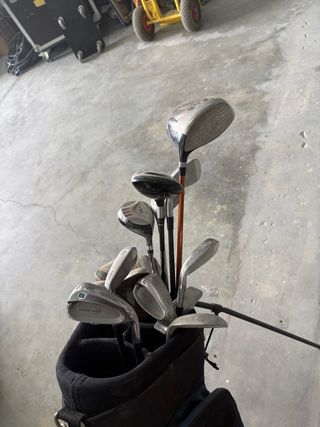 Set de palos de golf con bolsa