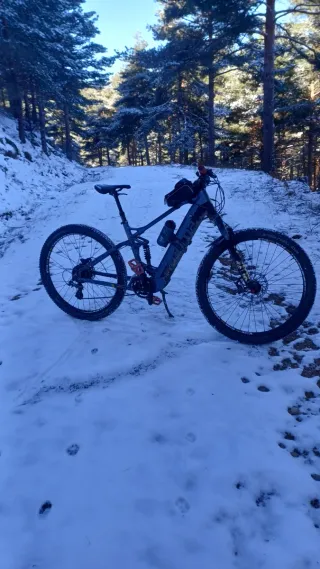 Bicicleta Eléctrica MTB Doble Suspensión