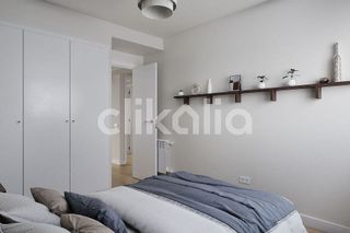 Piso en venta en Valdeacederas en Madrid