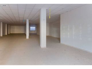 Local comercial en venta en Caudete