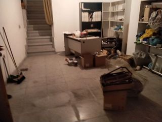 Local comercial en venta en Flores de Sil - La Placa en Ponferrada