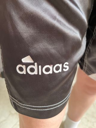 Pantalón corto Adidas estilo boxeo Talla M