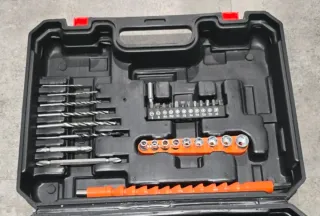 Taladro Gisam con maletín y accesorios