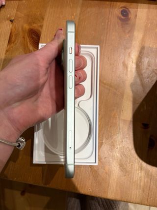 iPhone 15 128GB Verde