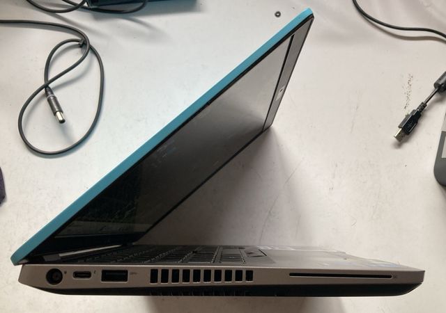 Dell 5411 i7 10th Gen CON GRÁFICA NVIDIA