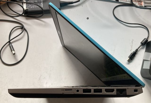 Dell 5411 i7 10th Gen CON GRÁFICA NVIDIA