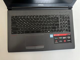 Portátil MSI Gaming i7-8750H GTX 1060 16GB RAM