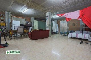 Piso en venta en Adra