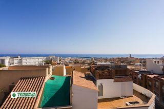 Piso en venta en Adra