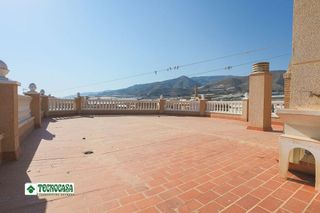 Piso en venta en Adra