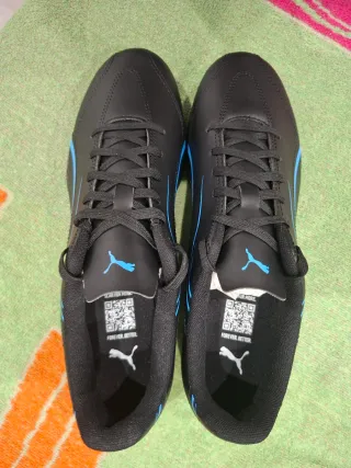Zapatillas Puma Fútbol Negras y Azules