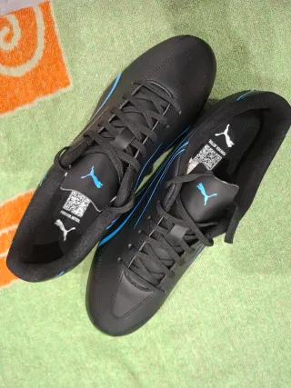 Zapatillas Puma Fútbol Negras y Azules