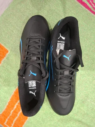 Zapatillas Puma Fútbol Negras y Azules
