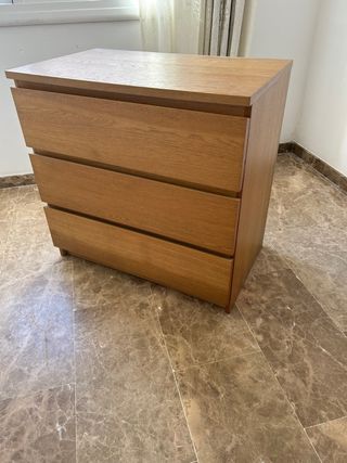 Cómoda MALM IKEA madera