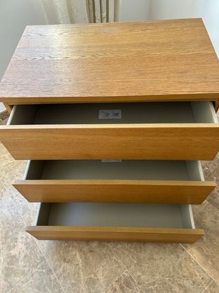 Cómoda MALM IKEA madera