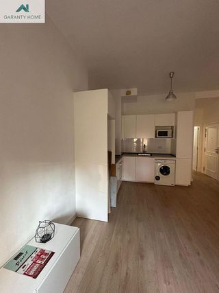 Piso en venta en La Goleta - San Felipe Neri en Málaga