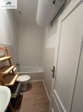 Piso en venta en La Goleta - San Felipe Neri en Málaga