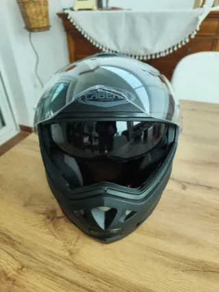 Casco de moto CABERG negro.Talla "L"