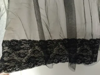 Vestido de fiesta negro y gris