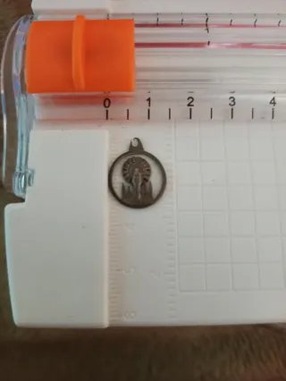 medalla religiosa de plata de la Virgen del Pilar