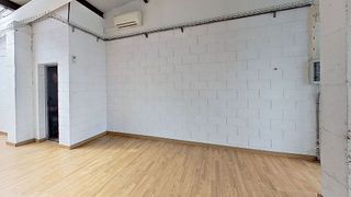 Local comercial en alquiler en Roca del Vallès, la