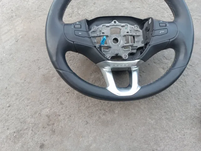 Volante Peugeot 208 '16