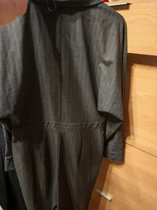 Mono traje Zara gris Raya