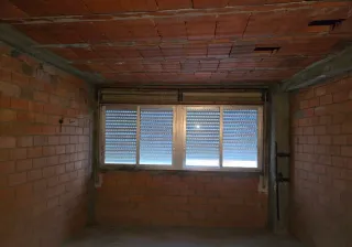 Entresuelo apto para vivienda