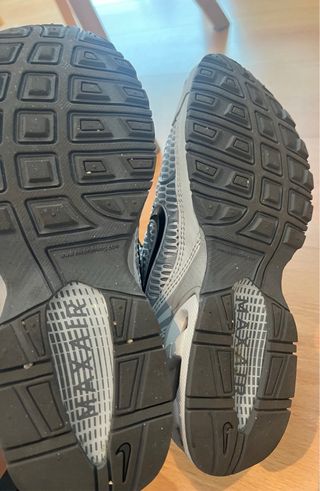 Zapatillas Nike Air Gris y Blancas