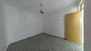 Casa adosada en venta en Argamasilla de Alba