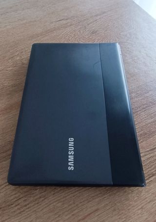 Portátil Samsung NP300