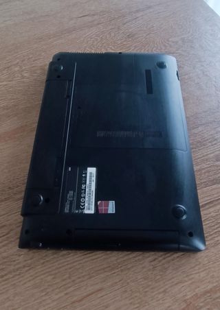 Portátil Samsung NP300