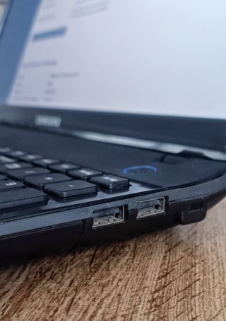 Portátil Samsung NP300